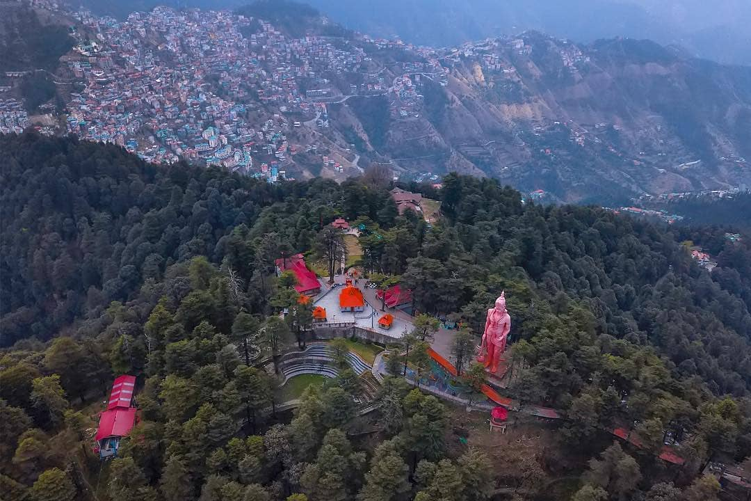 Jakhoo Temple Hanuman statue overlooking Shimla town