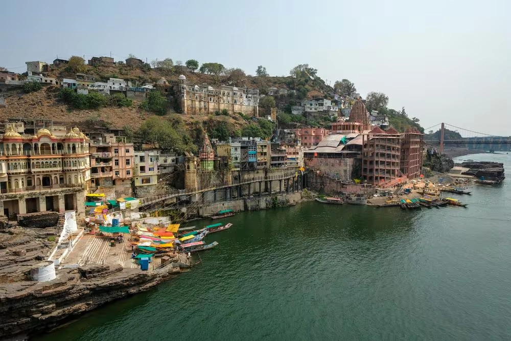 Ghats at Omkareshwar along the Narmada Parikrama route