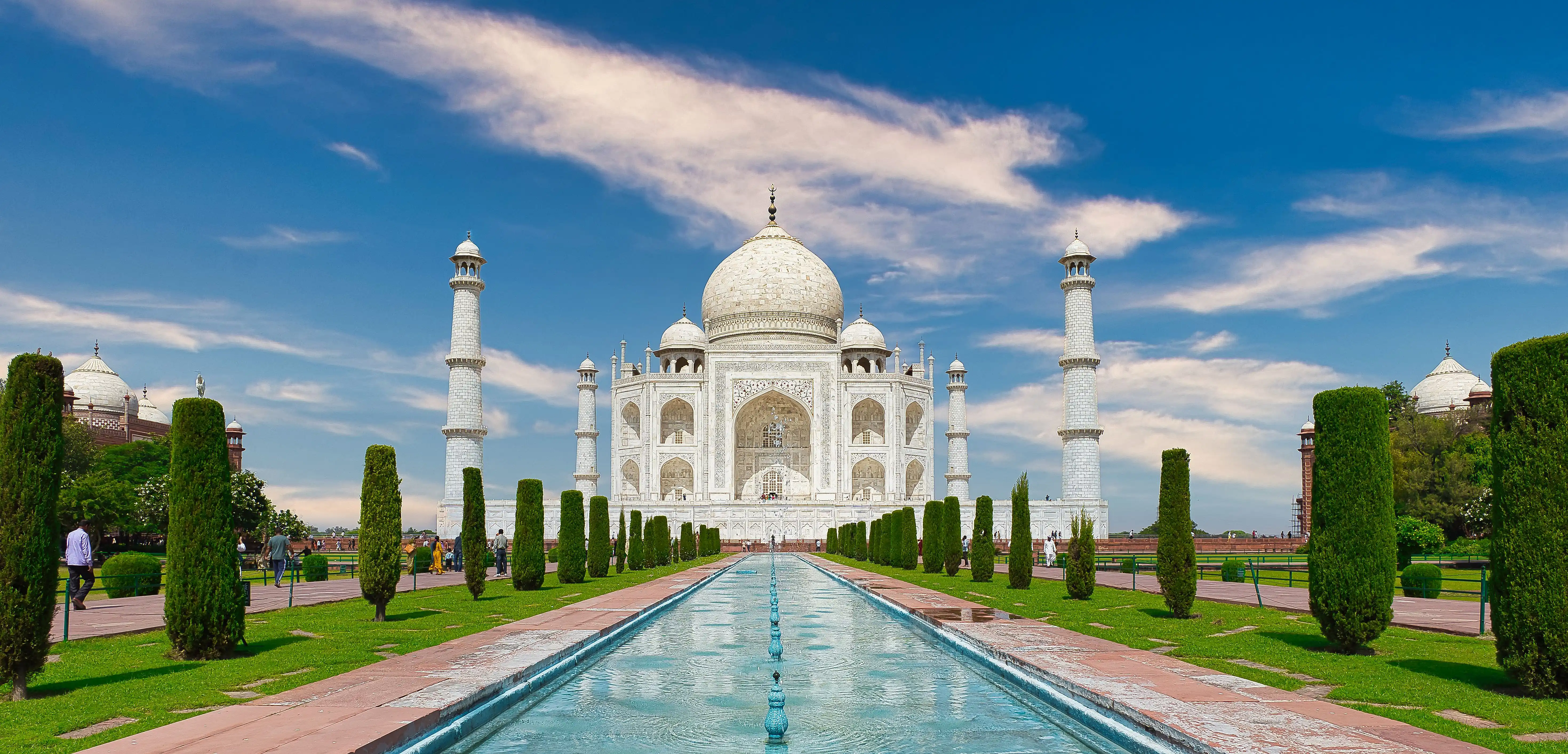 Travel packages banner background