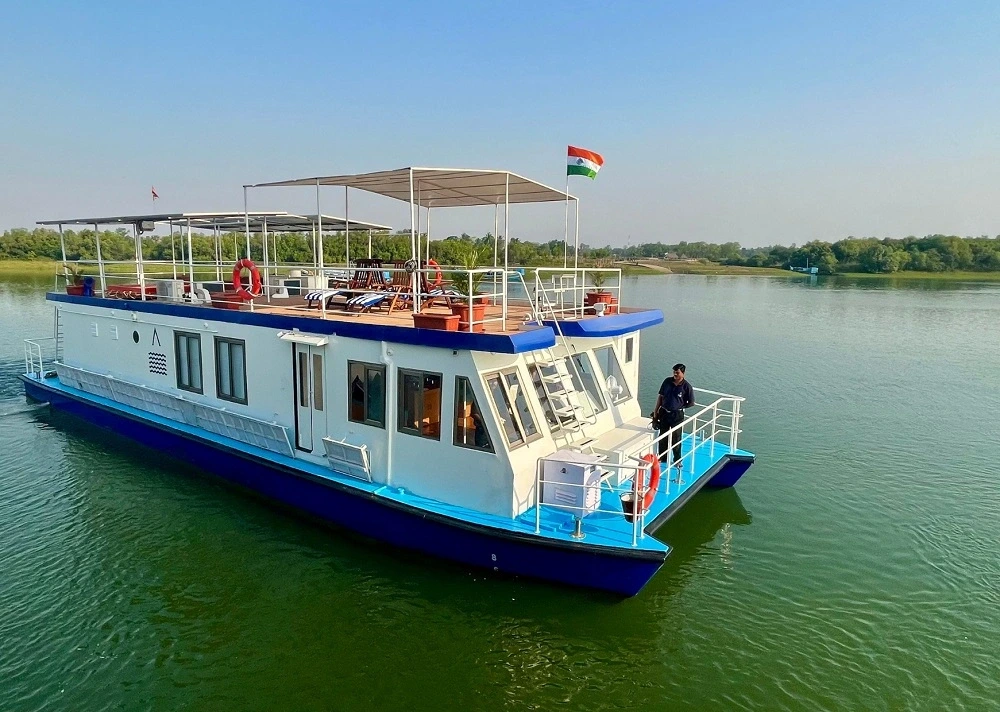 Luxury catamaran vessel in Bhitarkanika creeks