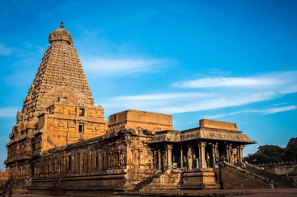 Brihadeeswara Templ